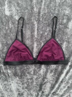 Victoria Secret BODY by Victoria Black & Maroon Bra 34A
